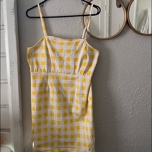 Lightly worn, stretchy Forever 21 yellow gingham dress!